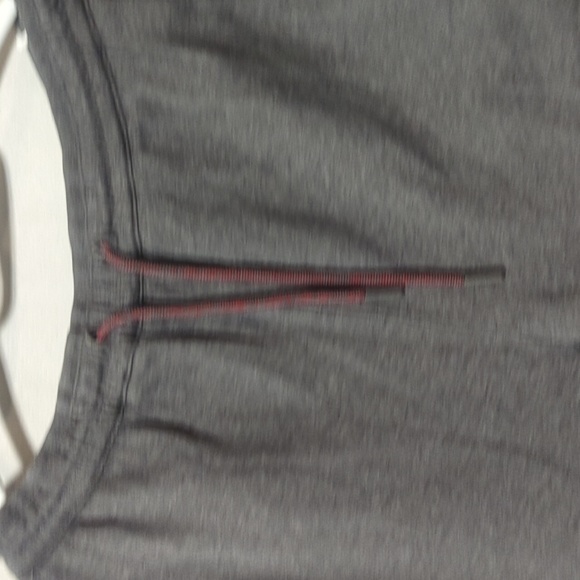 Hugo Boss Men's Size Large Grey & Maroon Joggers - Picture 3 of 9